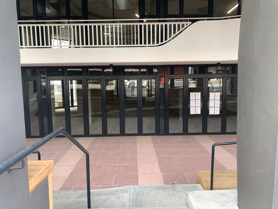 To Let commercial Property for Rent in Sea Point Western Cape